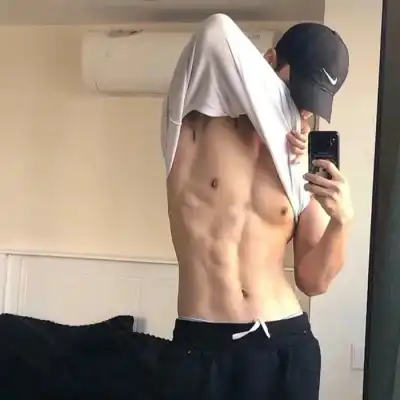 袁思思